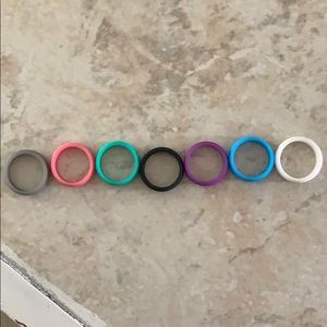 Silicone wedding rings for women